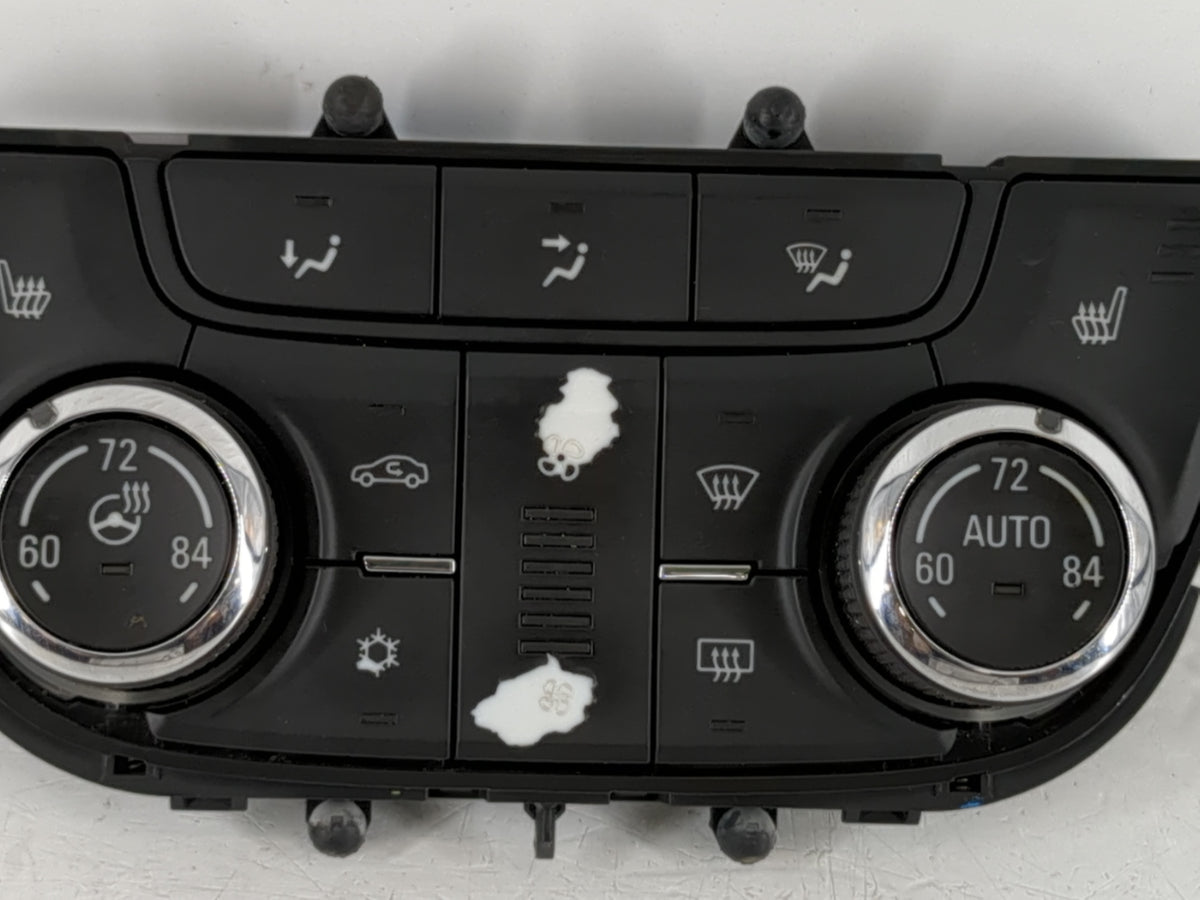 2013-2014 Buick Encore Radio AM FM Cd Player Receiver Replacement P/N:22944958 Fits 2013 2014 OEM Used Auto Parts - Oemuseda