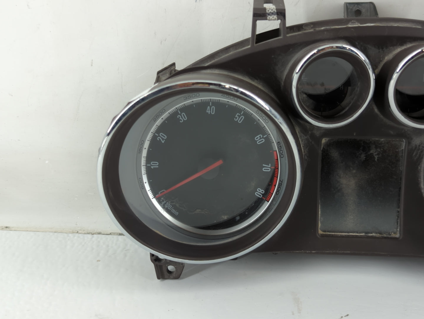 2013 Buick Encore Instrument Cluster Speedometer Gauges P/N:95323185 Fits OEM Used Auto Parts - Oemusedautoparts1.com
