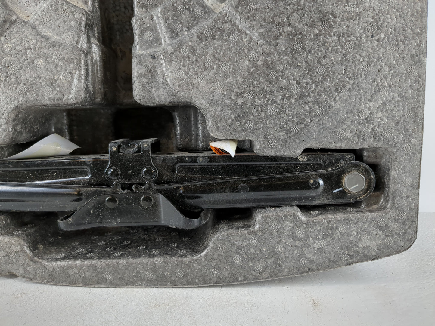 2013 Buick Encore Spare Scissor Car Jack - Oemusedautoparts1.com