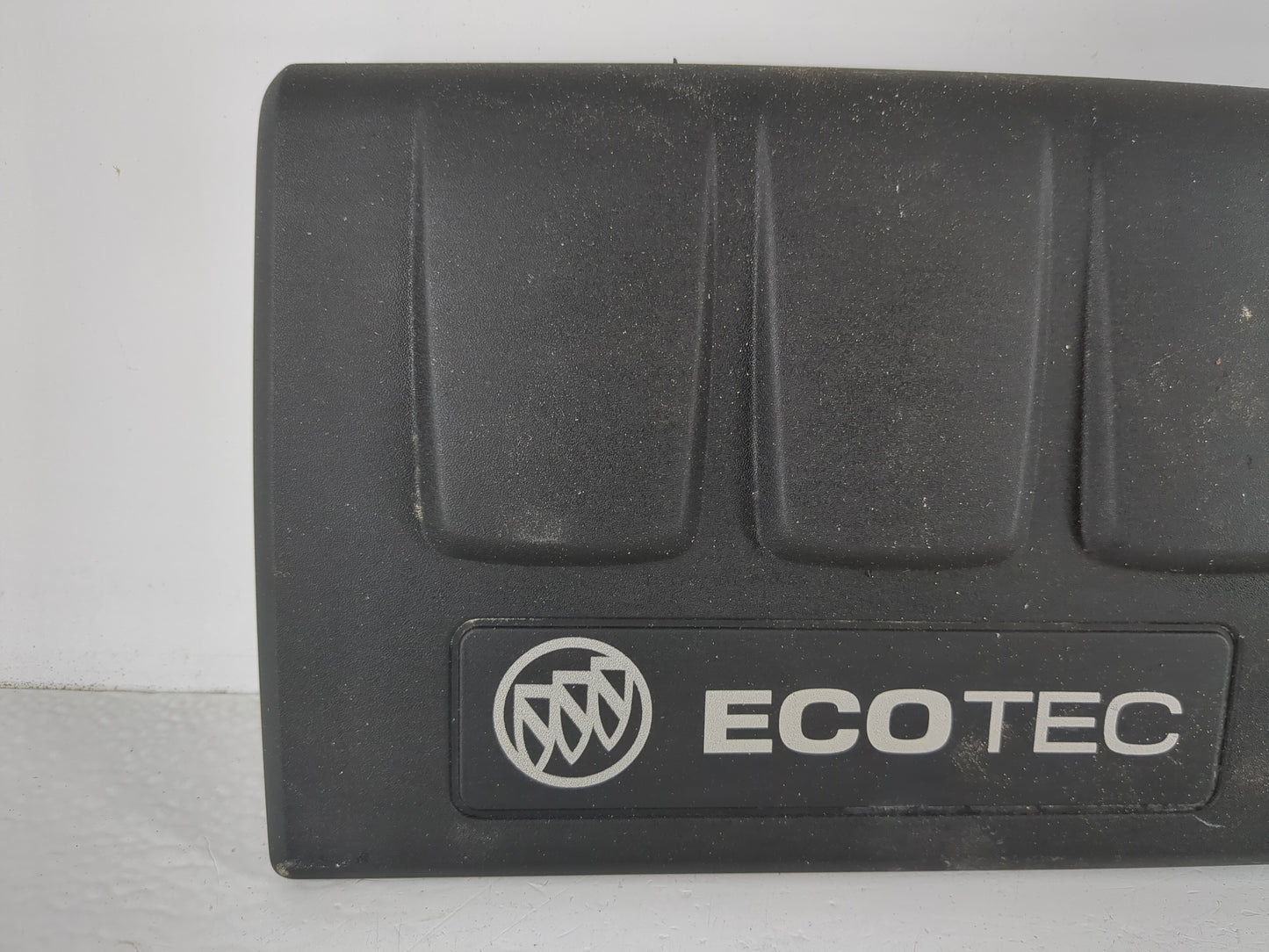 2013 Buick Encore Engine Cover - Oemusedautoparts1.com