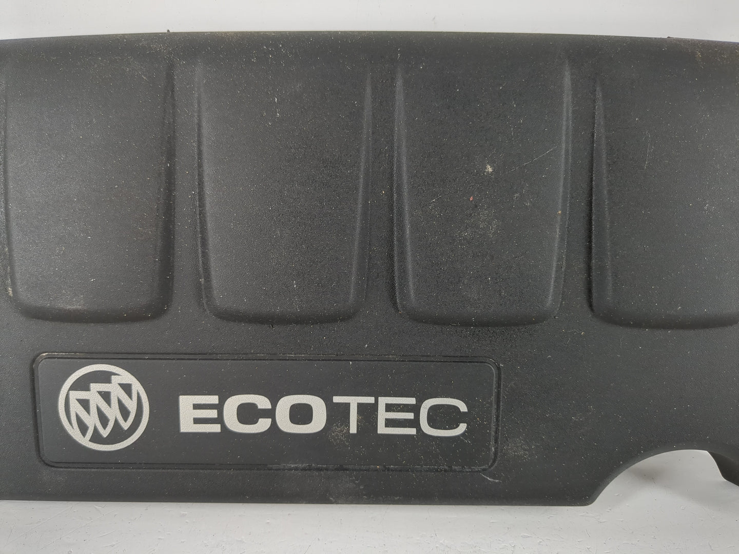 2013 Buick Encore Engine Cover - Oemusedautoparts1.com