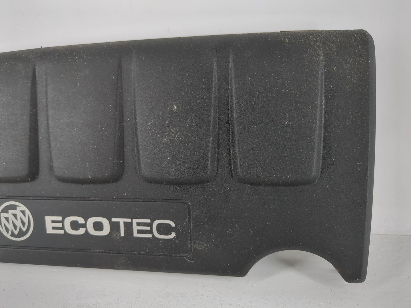 2013 Buick Encore Engine Cover - Oemusedautoparts1.com