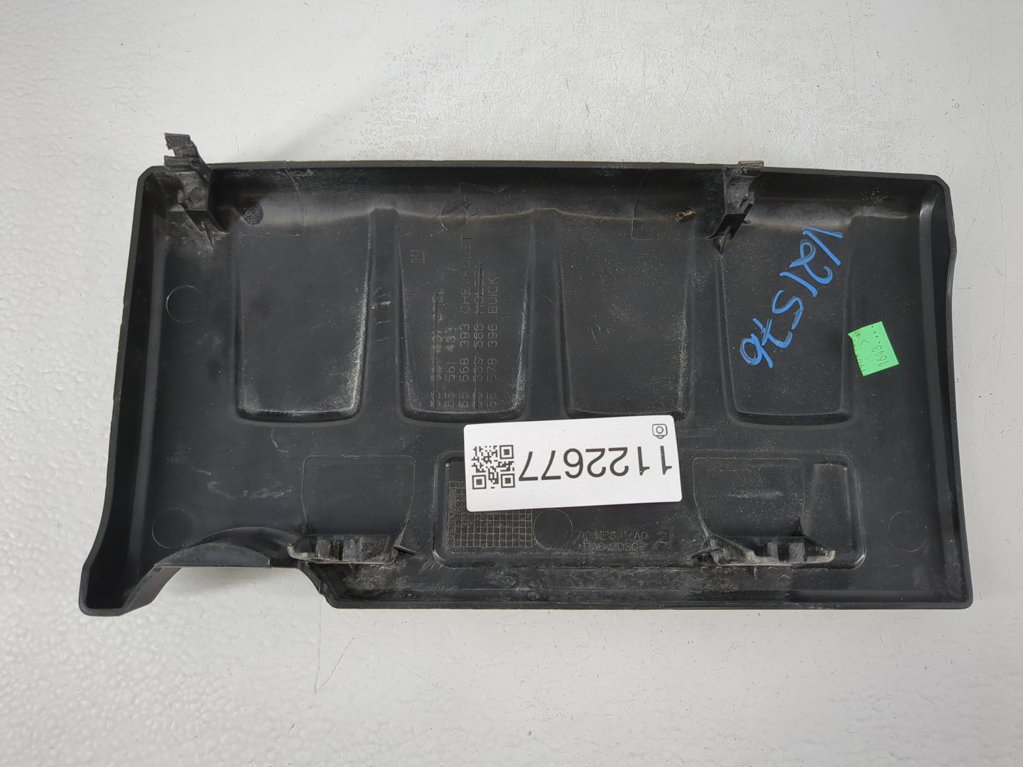 2013 Buick Encore Engine Cover - Oemusedautoparts1.com