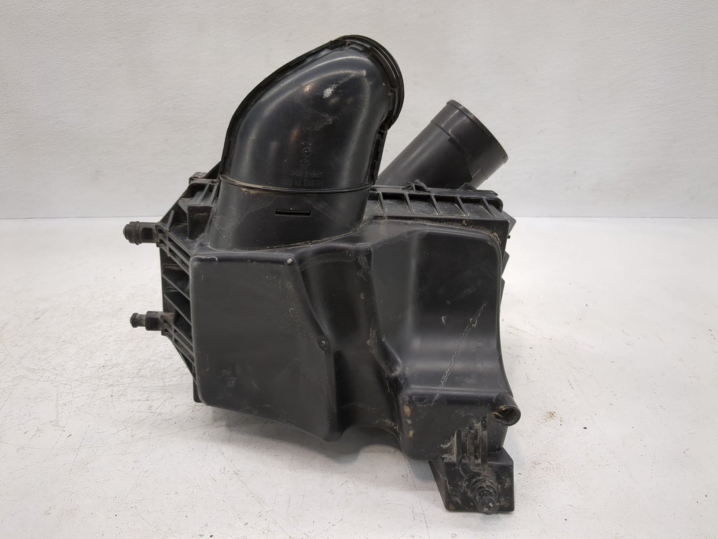 2013-2021 Buick Encore Air Cleaner Intake-duct Hose Tube - Oemusedautoparts1.com