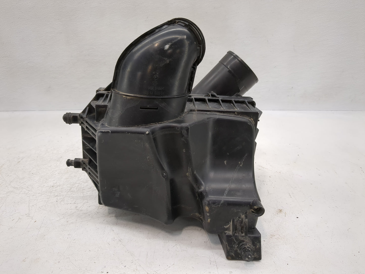 2013-2021 Buick Encore Air Cleaner Intake-duct Hose Tube - Oemusedautoparts1.com