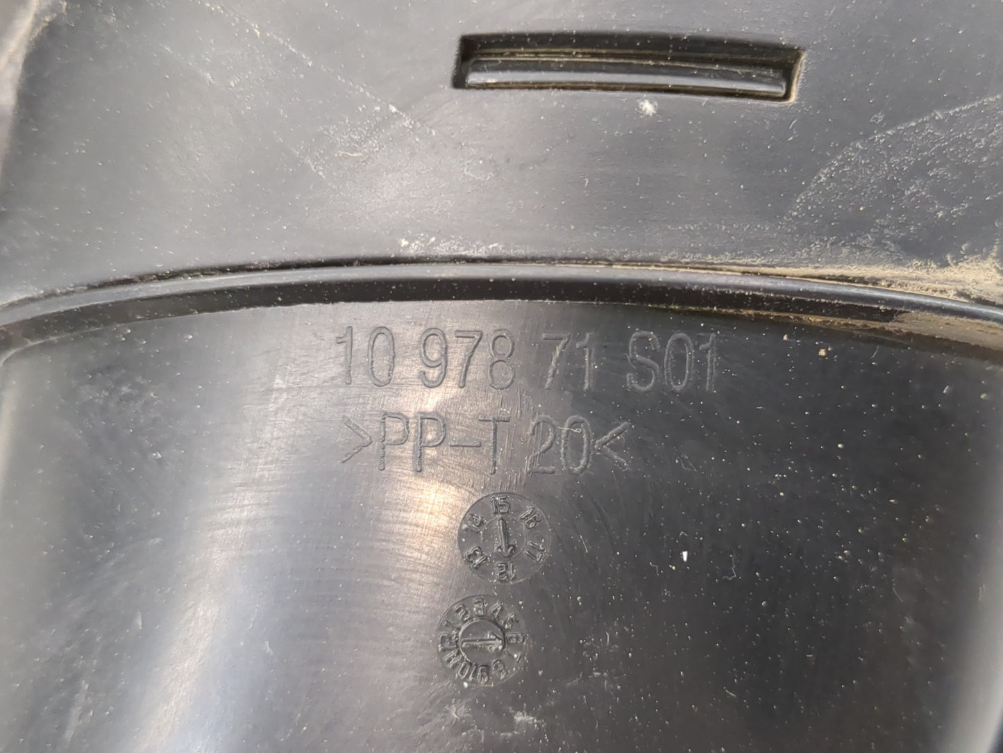 2013-2021 Buick Encore Air Cleaner Intake-duct Hose Tube - Oemusedautoparts1.com