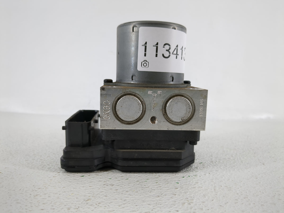 2013 Buick Encore Anti-Lock Brake ABS Pump Module Actuator OEM P/N:95281717 Fits OEM Used Auto Parts - Oemusedautoparts1.com