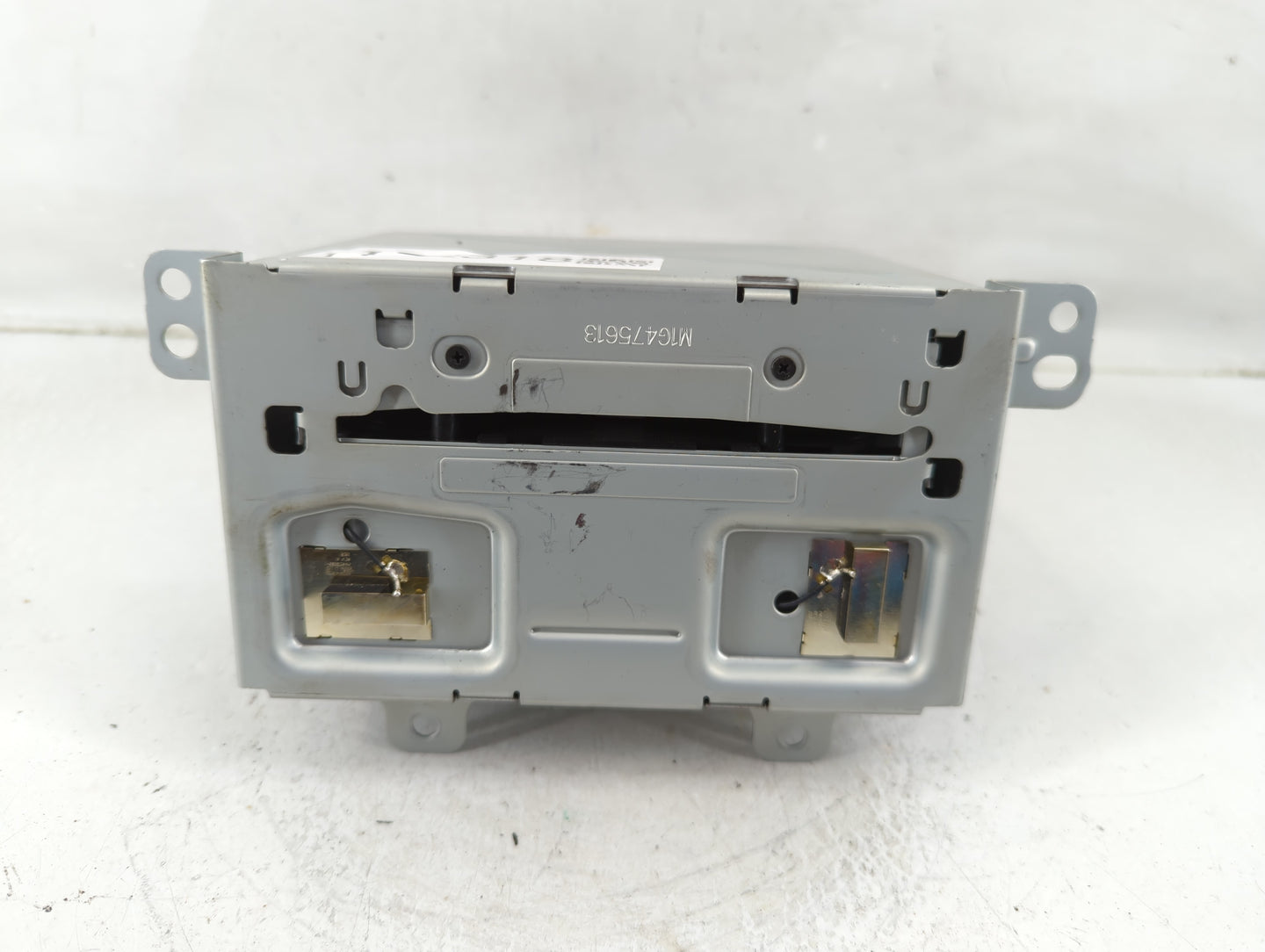 2013-2014 Buick Encore Radio AM FM Cd Player Receiver Replacement P/N:95351307 Fits Fits 2013 2014 OEM Used Auto Parts - Oem