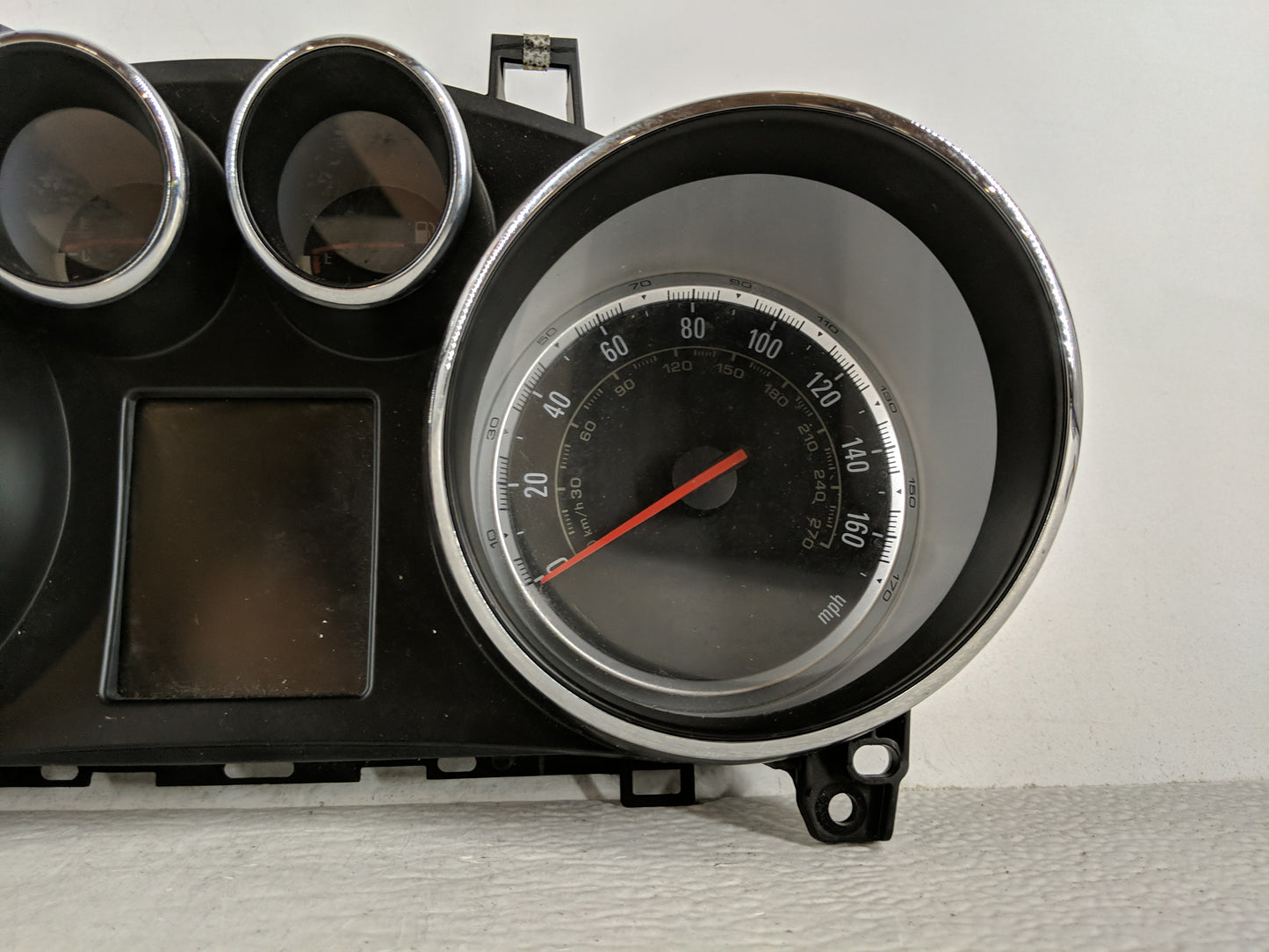 2013 Buick Encore Instrument Cluster Speedometer Gauges P/N:95323180 Fits OEM Used Auto Parts - Oemusedautoparts1.com