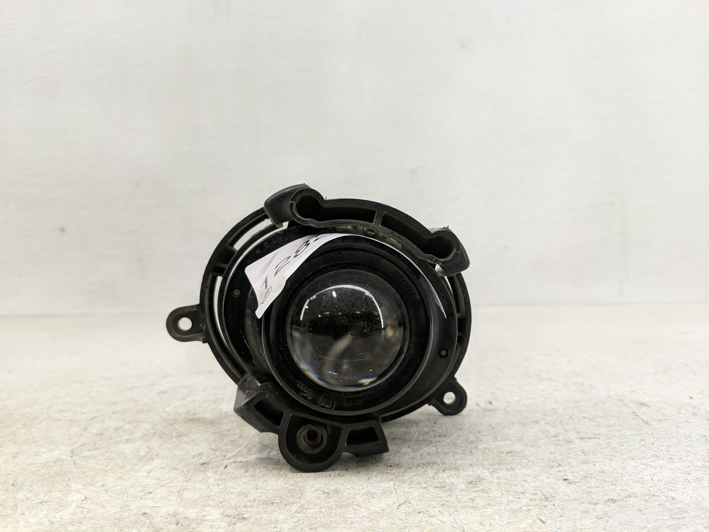 2013-2016 Buick Encore Passenger Right Oem Fog Light Lamp - Oemusedautoparts1.com