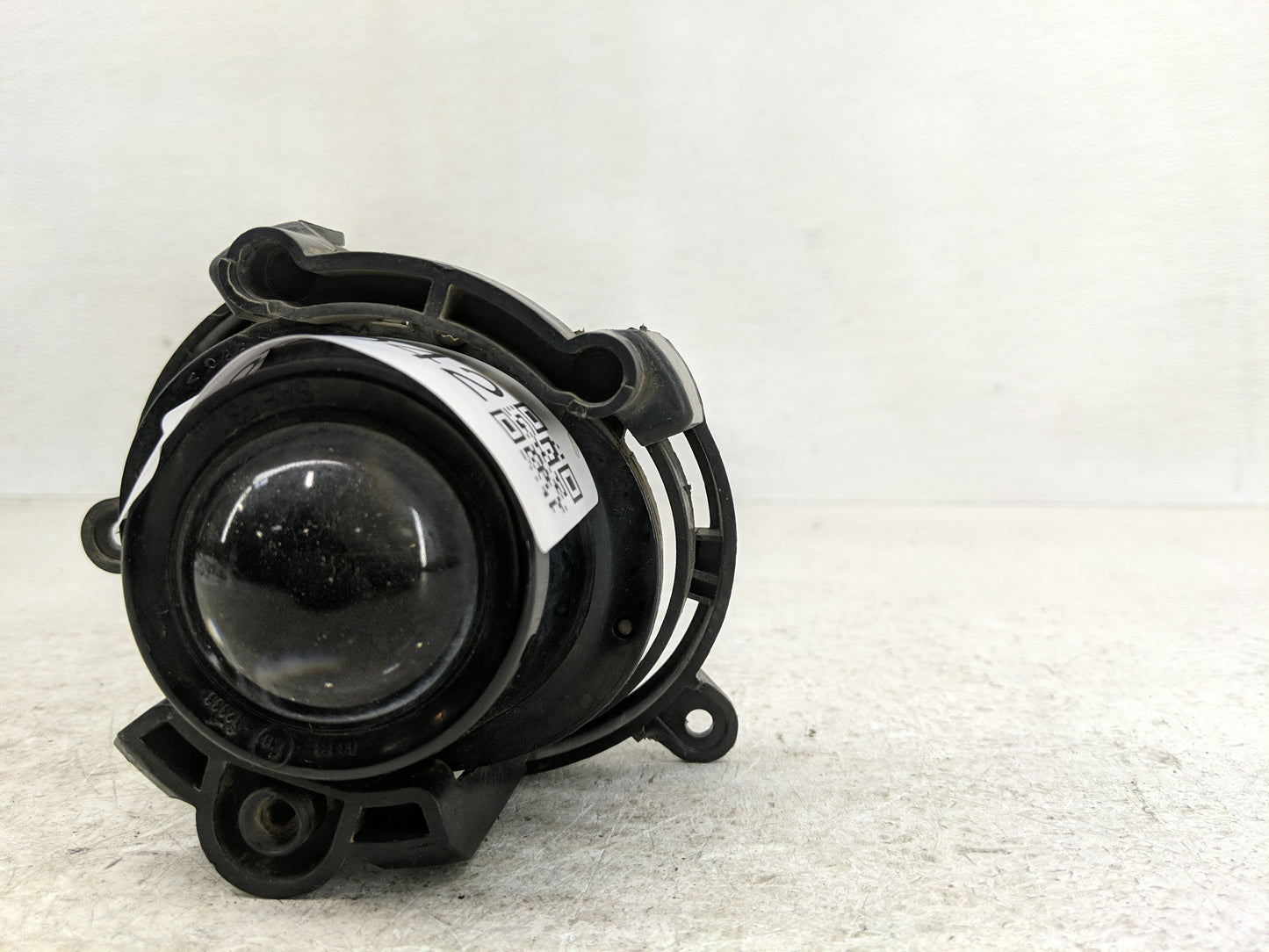 2013-2016 Buick Encore Passenger Right Oem Fog Light Lamp - Oemusedautoparts1.com