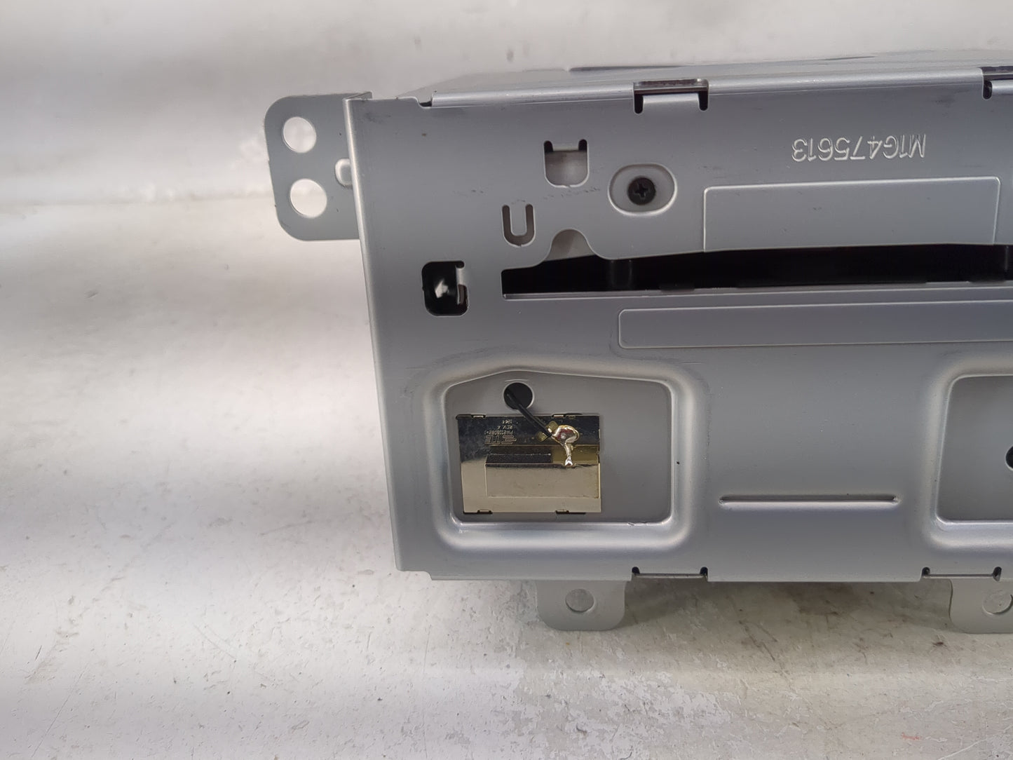 2013-2014 Buick Encore Radio AM FM Cd Player Receiver Replacement P/N:95298147 GA-130-COLR-NS, ACJ-GA-130-COLR Fits Fits 201
