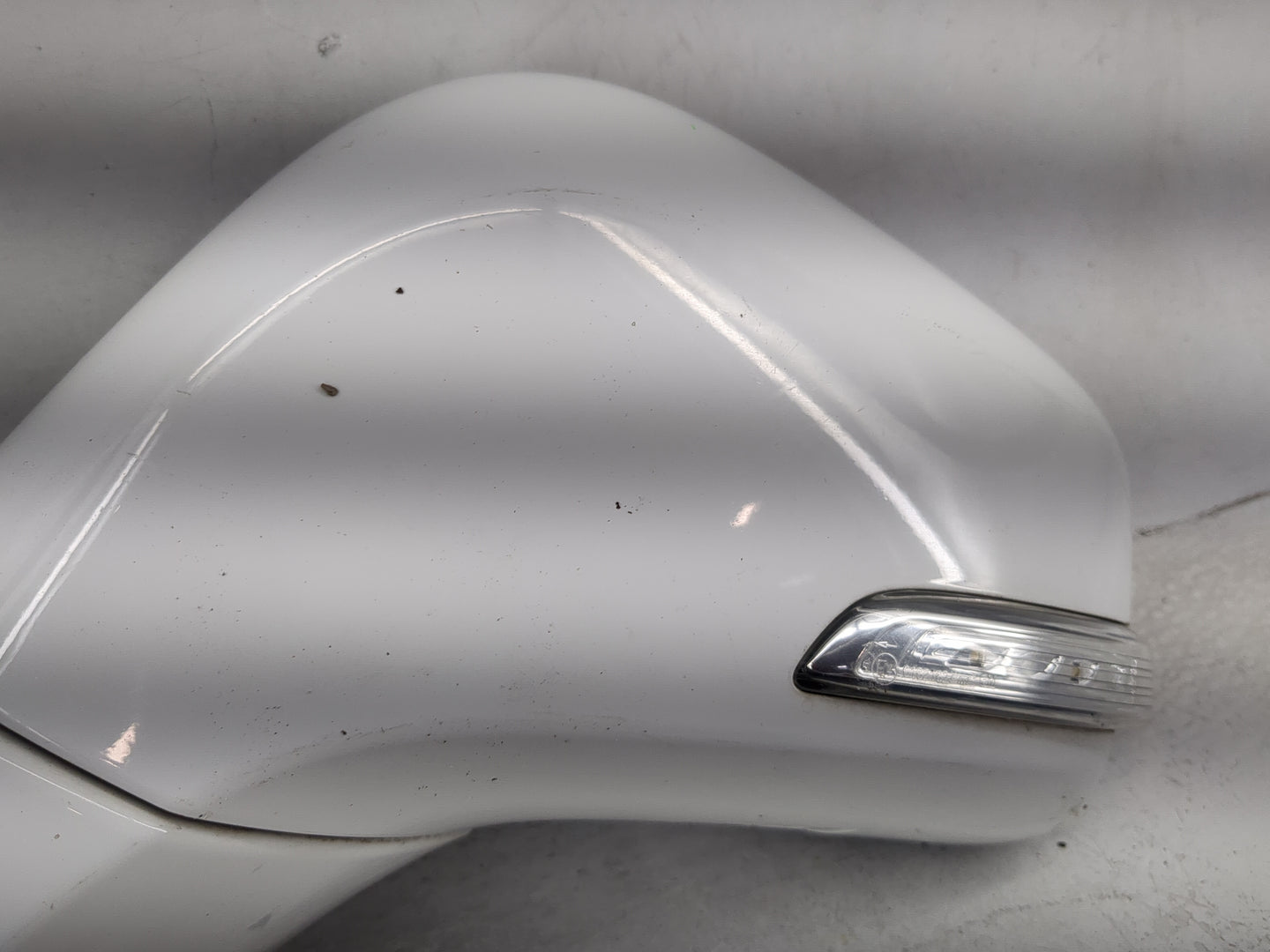 2014-2016 Buick Encore Passenger Side View Mirror - Right Door Mirror OEM Used - Oemusedautoparts1.com