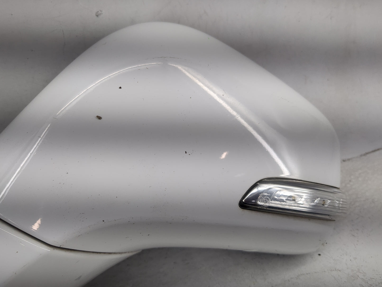 2014-2016 Buick Encore Passenger Side View Mirror - Right Door Mirror OEM Used - Oemusedautoparts1.com
