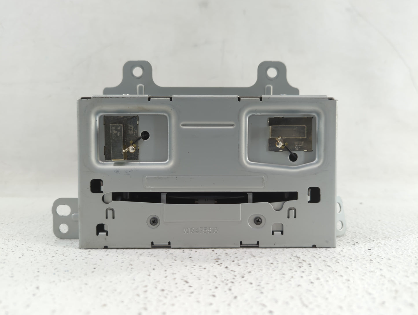 2013-2014 Buick Encore Am Fm Cd Player Radio Receiver - Oemusedautoparts1.com