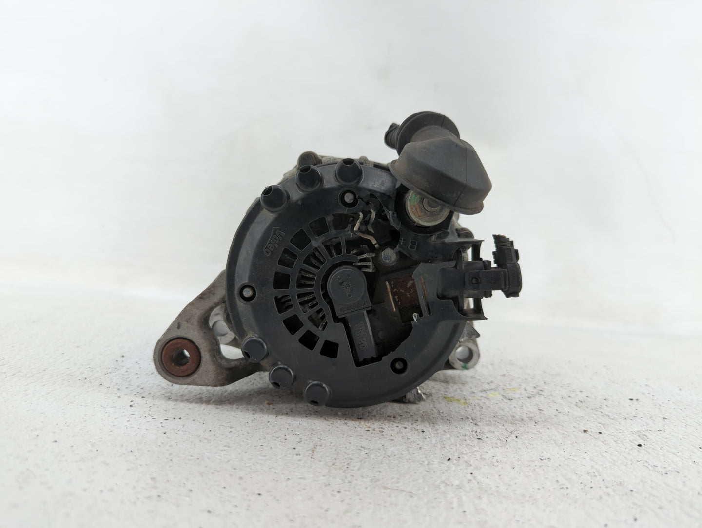 2013-2019 Buick Encore Alternator Replacement Generator Charging Assembly Engine OEM P/N:13577154 13597226 Fits OEM Used Aut