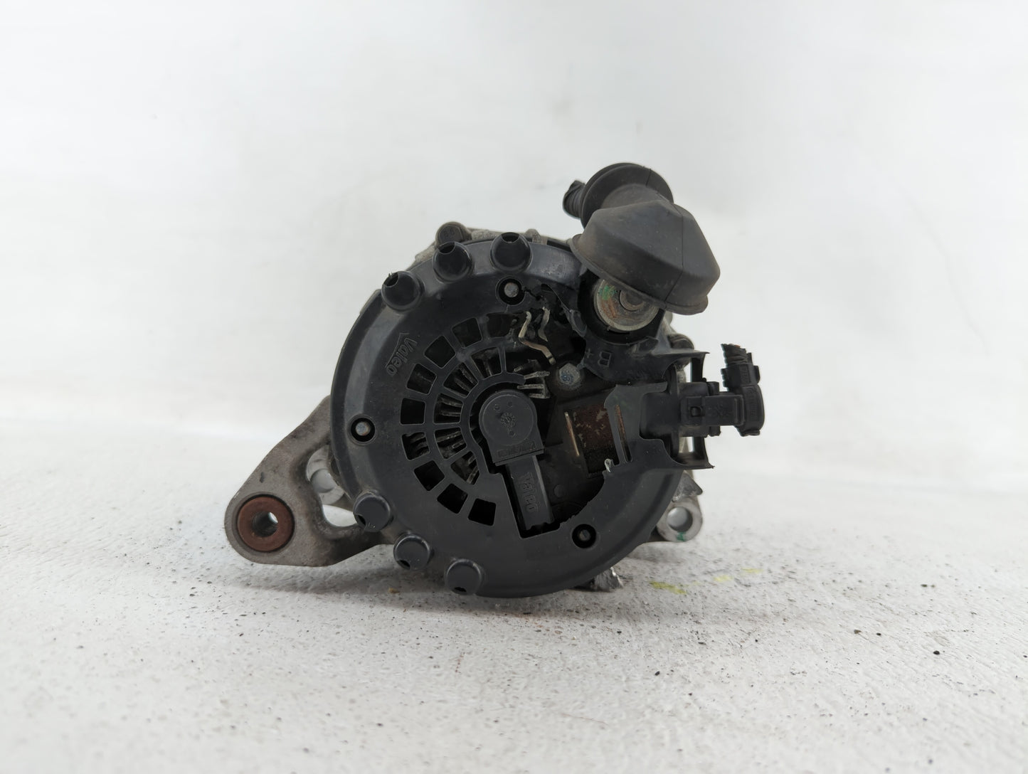 2013-2019 Buick Encore Alternator Replacement Generator Charging Assembly Engine OEM P/N:13577154 13597226 Fits OEM Used Aut