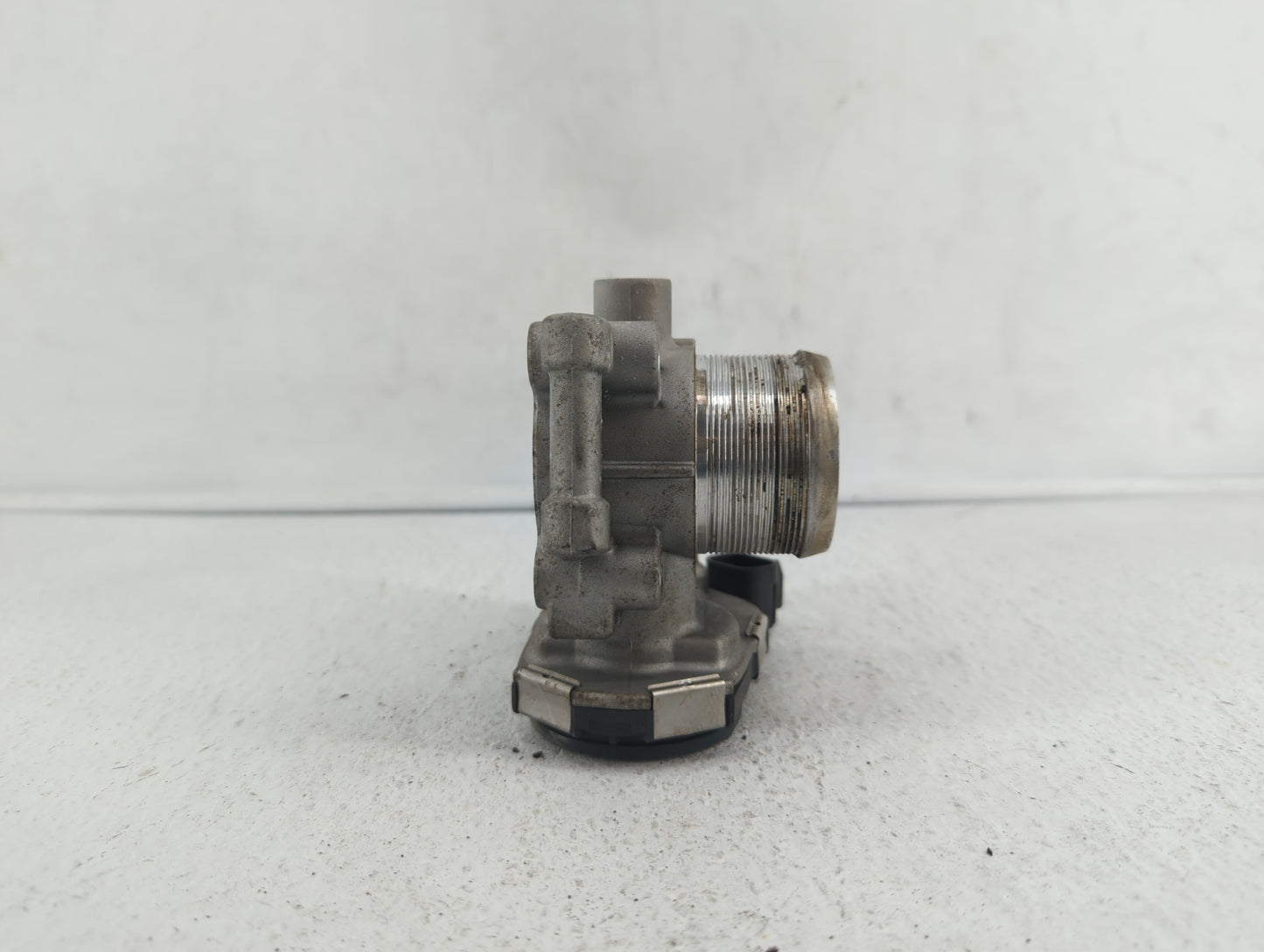 2013-2019 Buick Encore Throttle Body P/N:55581662 12644239AA, 55565489 Fits Fits 2011 2012 2013 2014 2015 2016 2017 2018 201