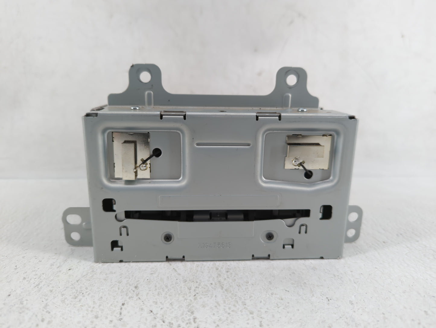 2013-2014 Buick Encore Am Fm Cd Player Radio Receiver - Oemusedautoparts1.com