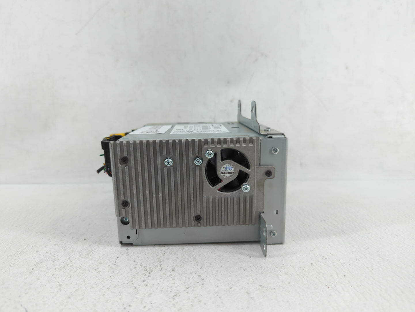 2013-2014 Buick Encore Am Fm Cd Player Radio Receiver - Oemusedautoparts1.com