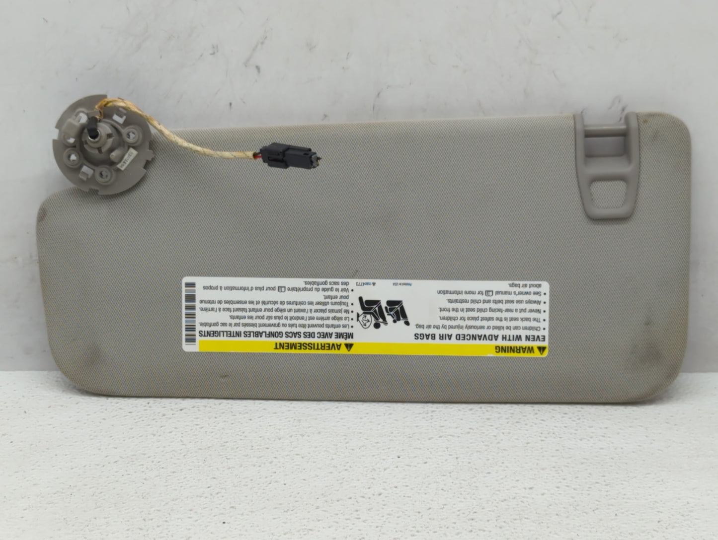 2013-2014 Buick Encore Sun Visor Shade Replacement Passenger Right Mirror Fits Fits 2013 2014 OEM Used Auto Parts - Oemuseda