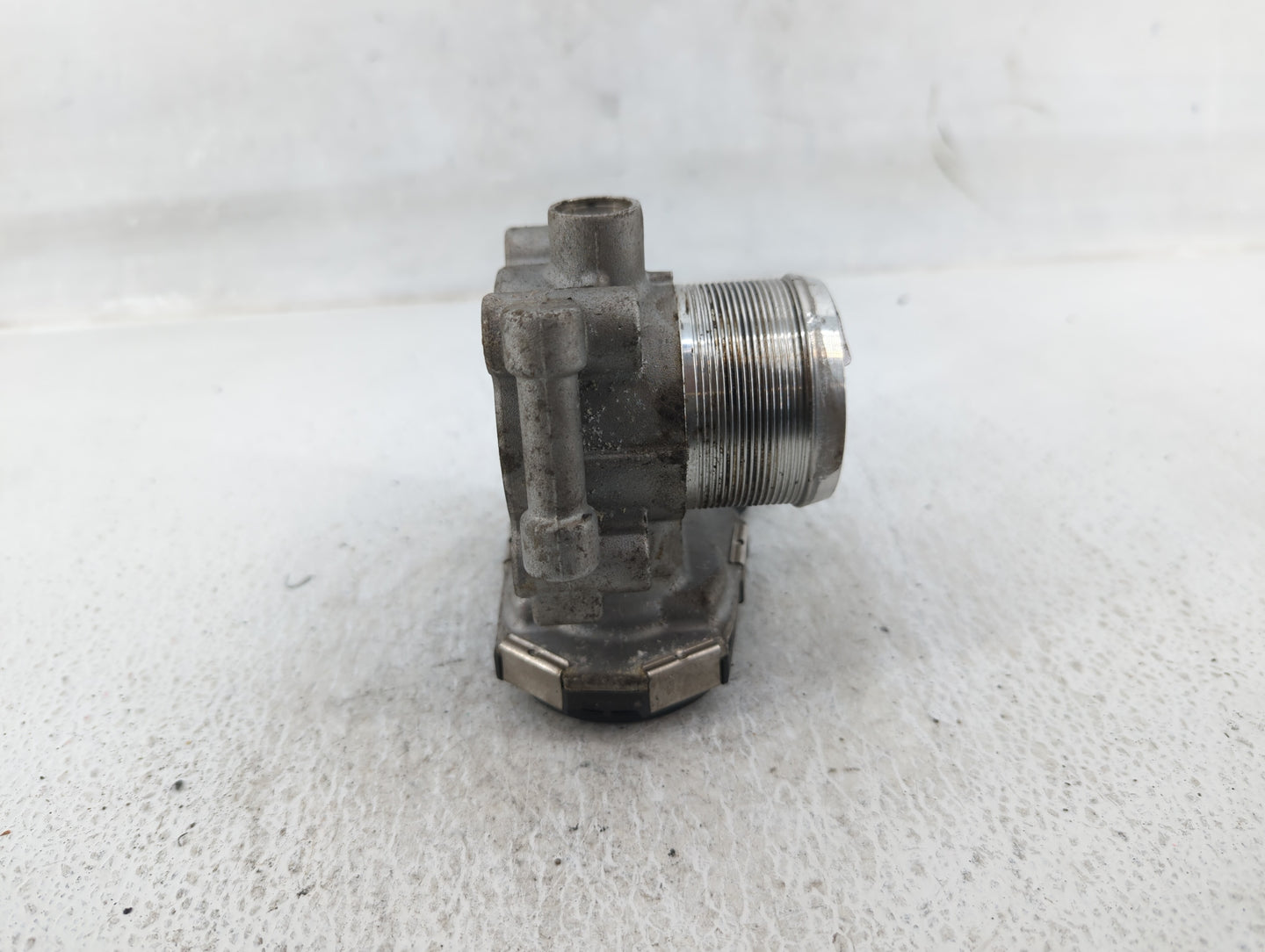 2013-2021 Buick Encore Throttle Body P/N:55581662 Fits Fits 2011 2012 2013 2014 2015 2016 2017 2018 2019 2020 2021 OEM Used 