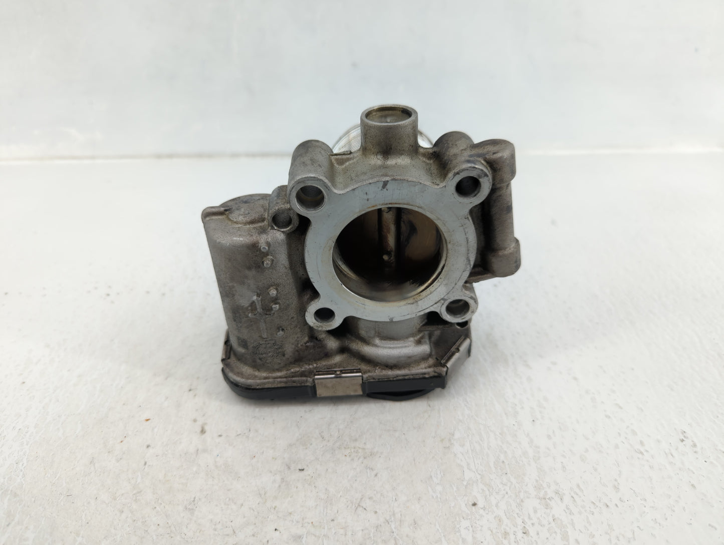 2013-2021 Buick Encore Throttle Body P/N:55581662 Fits Fits 2011 2012 2013 2014 2015 2016 2017 2018 2019 2020 2021 OEM Used 