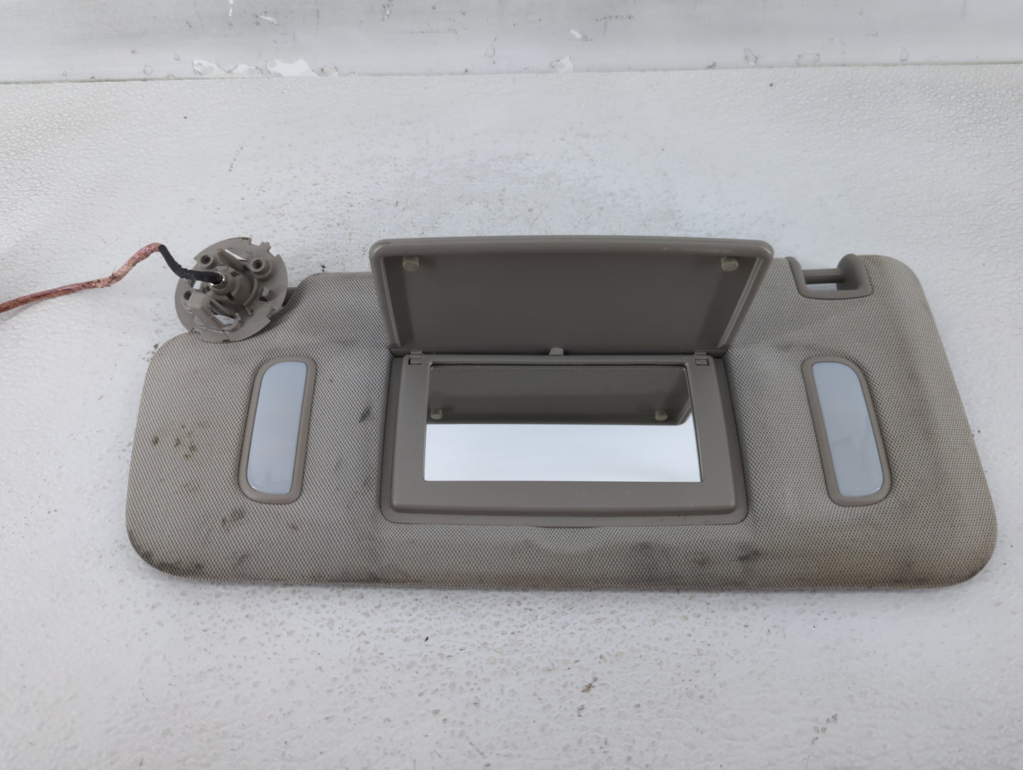 2013-2021 Buick Encore Sun Visor Shade Replacement Passenger Right Mirror Fits Fits 2013 2014 2015 2016 2017 2018 2019 2020 