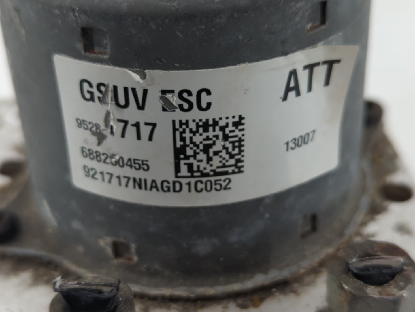 2013 Buick Encore ABS Pump Control Module Replacement P/N:95281717 GSUV ESC Fits OEM Used Auto Parts - Oemusedautoparts1.com