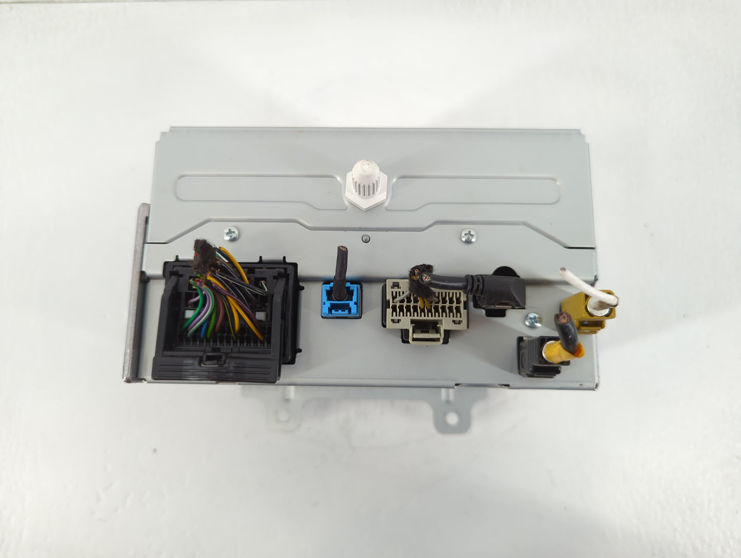 2013-2014 Buick Encore Radio AM FM Cd Player Receiver Replacement P/N:95298147 Fits Fits 2013 2014 OEM Used Auto Parts - Oem