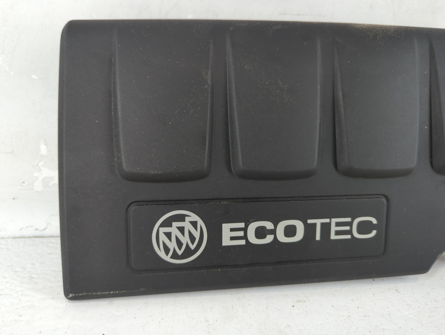 2013 Buick Encore Engine Cover - Oemusedautoparts1.com