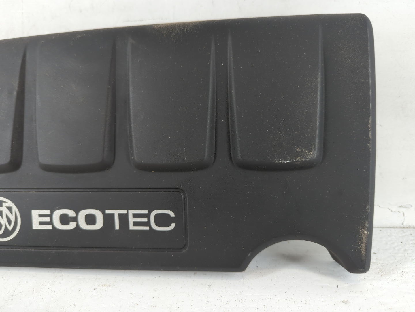 2013 Buick Encore Engine Cover - Oemusedautoparts1.com