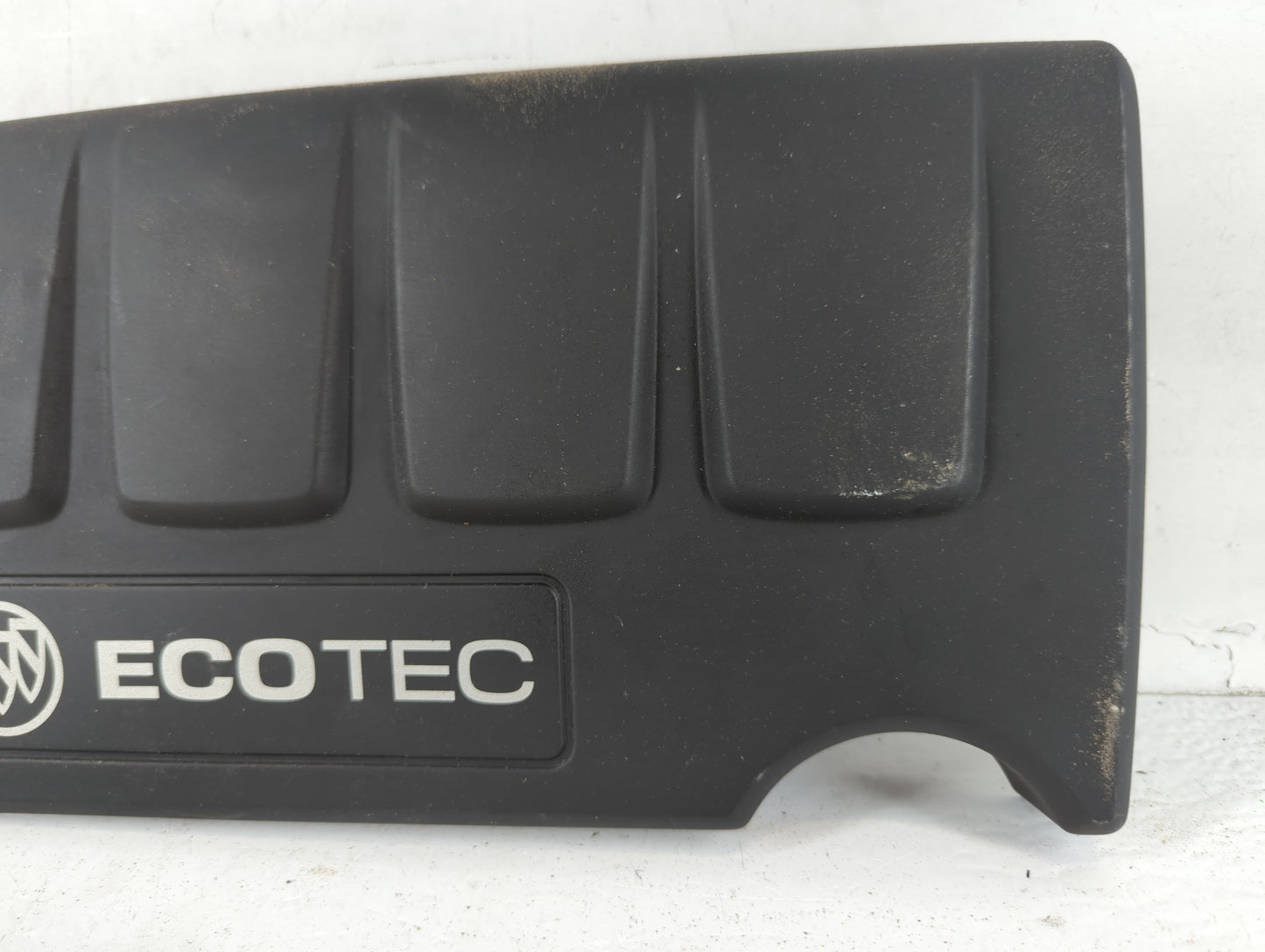 2013 Buick Encore Engine Cover - Oemusedautoparts1.com