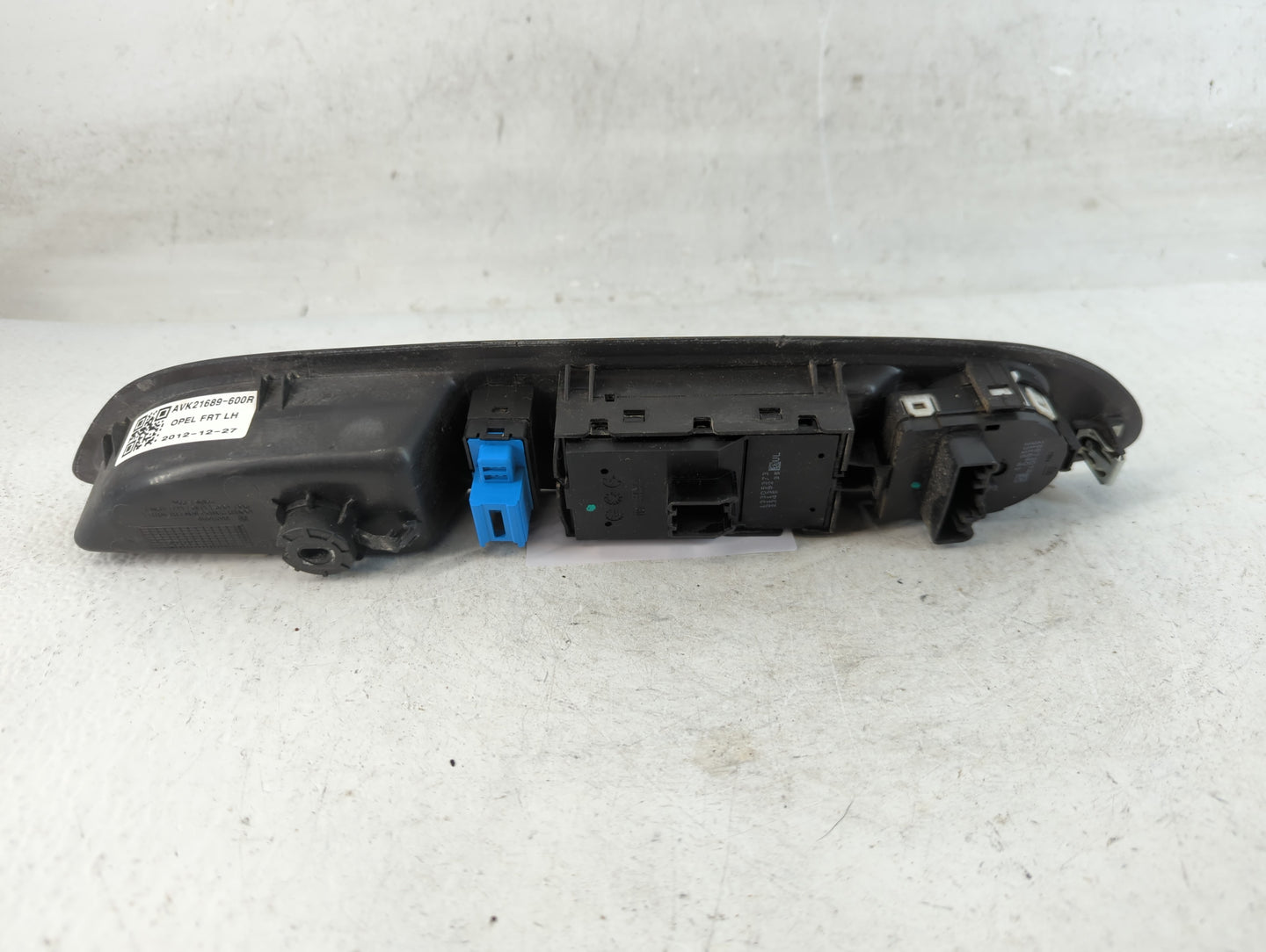 2013-2016 Buick Encore Master Power Window Switch Replacement Driver Side Left P/N:211392 13305373 Fits Fits 2013 2014 2015 