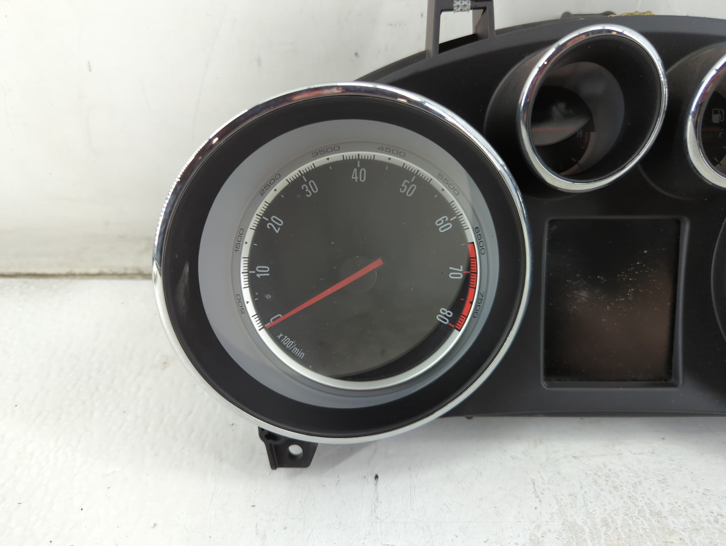 2013 Buick Encore Instrument Cluster Speedometer Gauges P/N:95323180 Fits OEM Used Auto Parts - Oemusedautoparts1.com