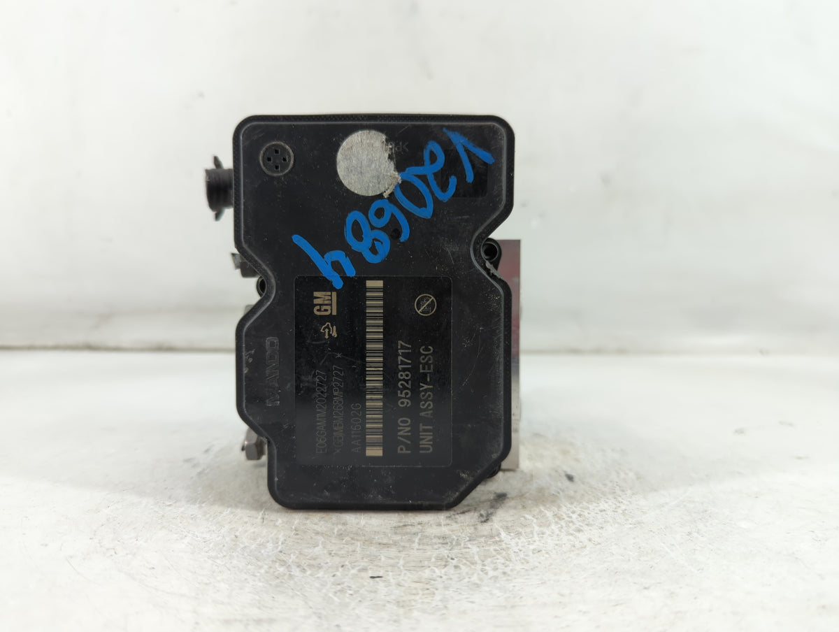 2013 Buick Encore Anti-Lock Brake ABS Pump Module Actuator OEM P/N:688250455 95281717 Fits OEM Used Auto Parts - Oemusedauto