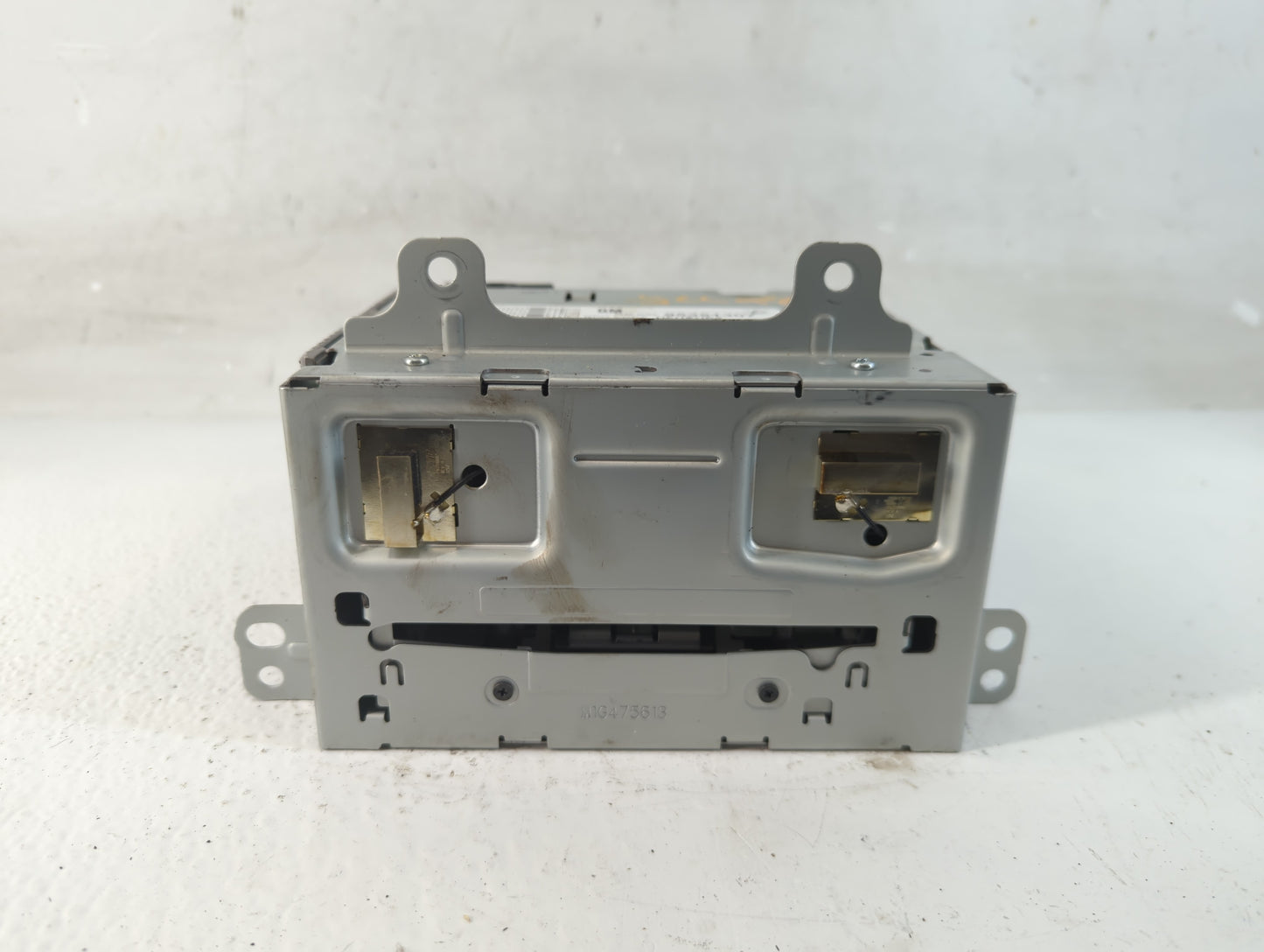 2013-2014 Buick Encore Radio AM FM Cd Player Receiver Replacement P/N:95351307 95298147 Fits Fits 2013 2014 OEM Used Auto Pa