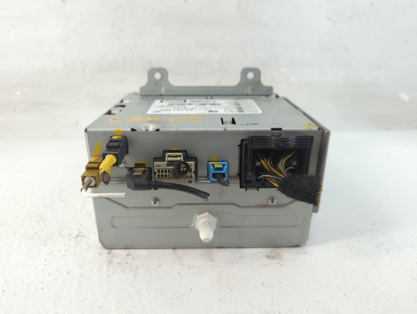 2013-2014 Buick Encore Radio AM FM Cd Player Receiver Replacement P/N:95351307 95298147 Fits Fits 2013 2014 OEM Used Auto Pa