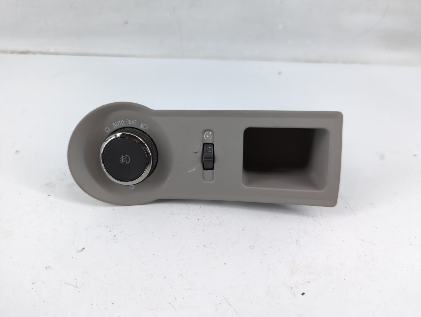 2013 Buick Lacross Headlight Head Light Switch Lamp Control - Oemusedautoparts1.com