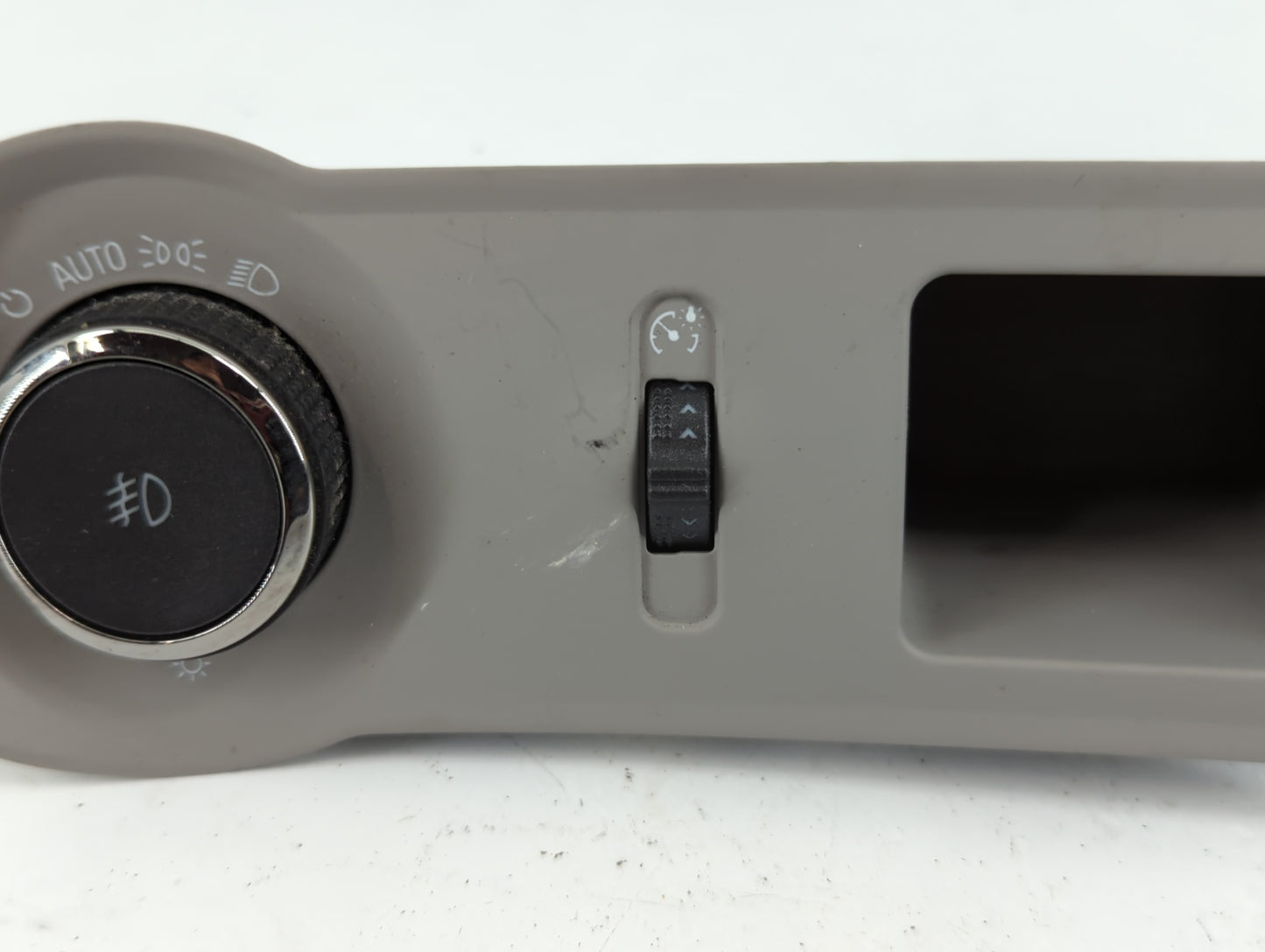 2013 Buick Lacross Headlight Head Light Switch Lamp Control - Oemusedautoparts1.com