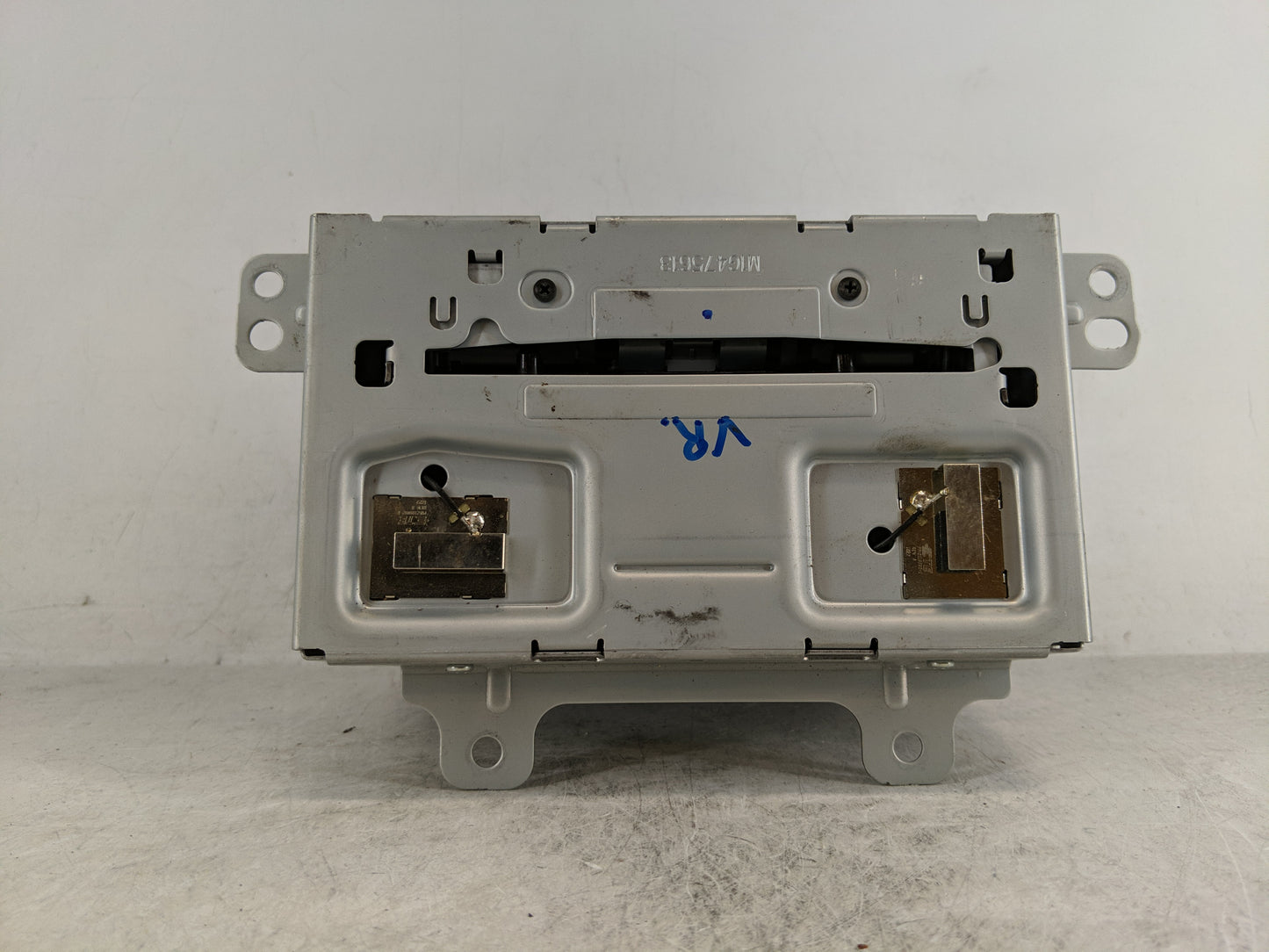 2013 Buick Lacrosse Radio AM FM Cd Player Receiver Replacement P/N:22965237 23135481 Fits OEM Used Auto Parts - Oemusedautop