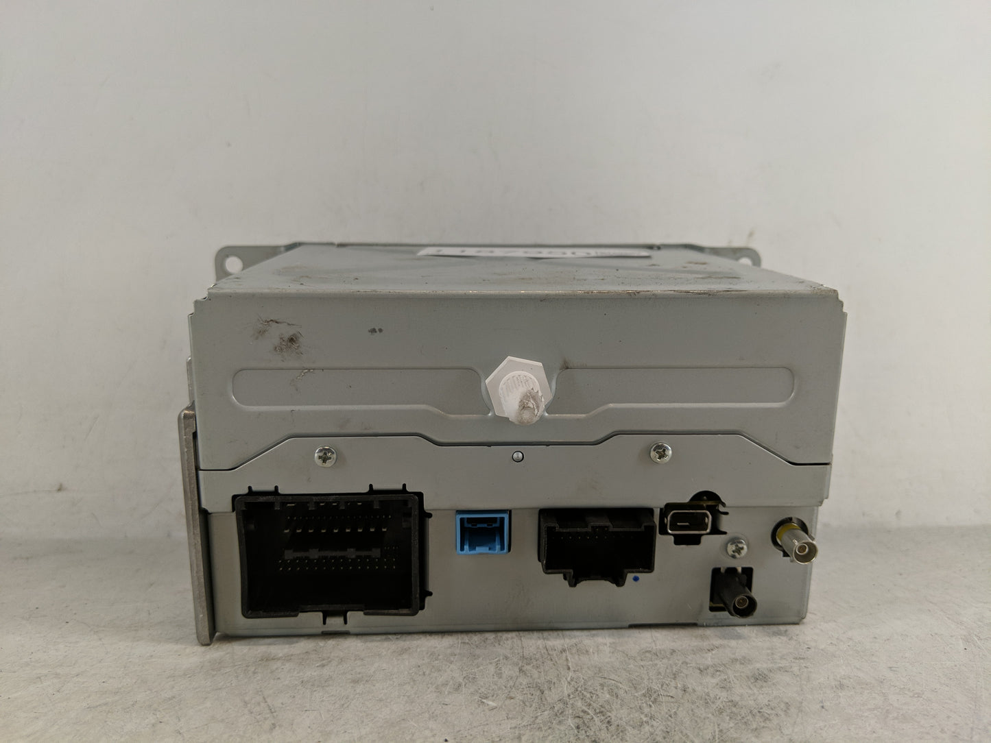 2013 Buick Lacrosse Radio AM FM Cd Player Receiver Replacement P/N:22965237 23135481 Fits OEM Used Auto Parts - Oemusedautop