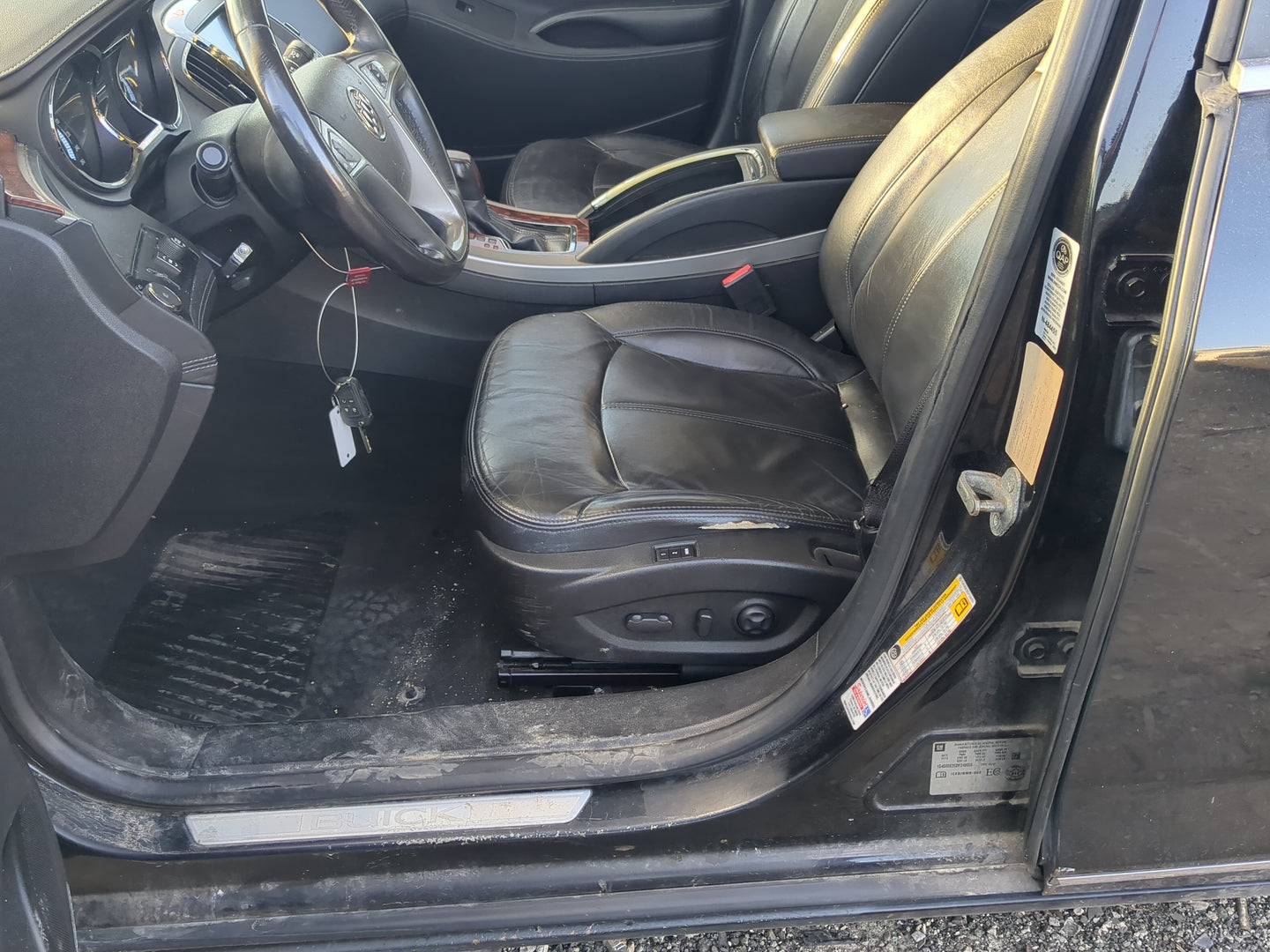 2012-2013 Buick Lacrosse Driver Front Seat Oem - Oemusedautoparts1.com