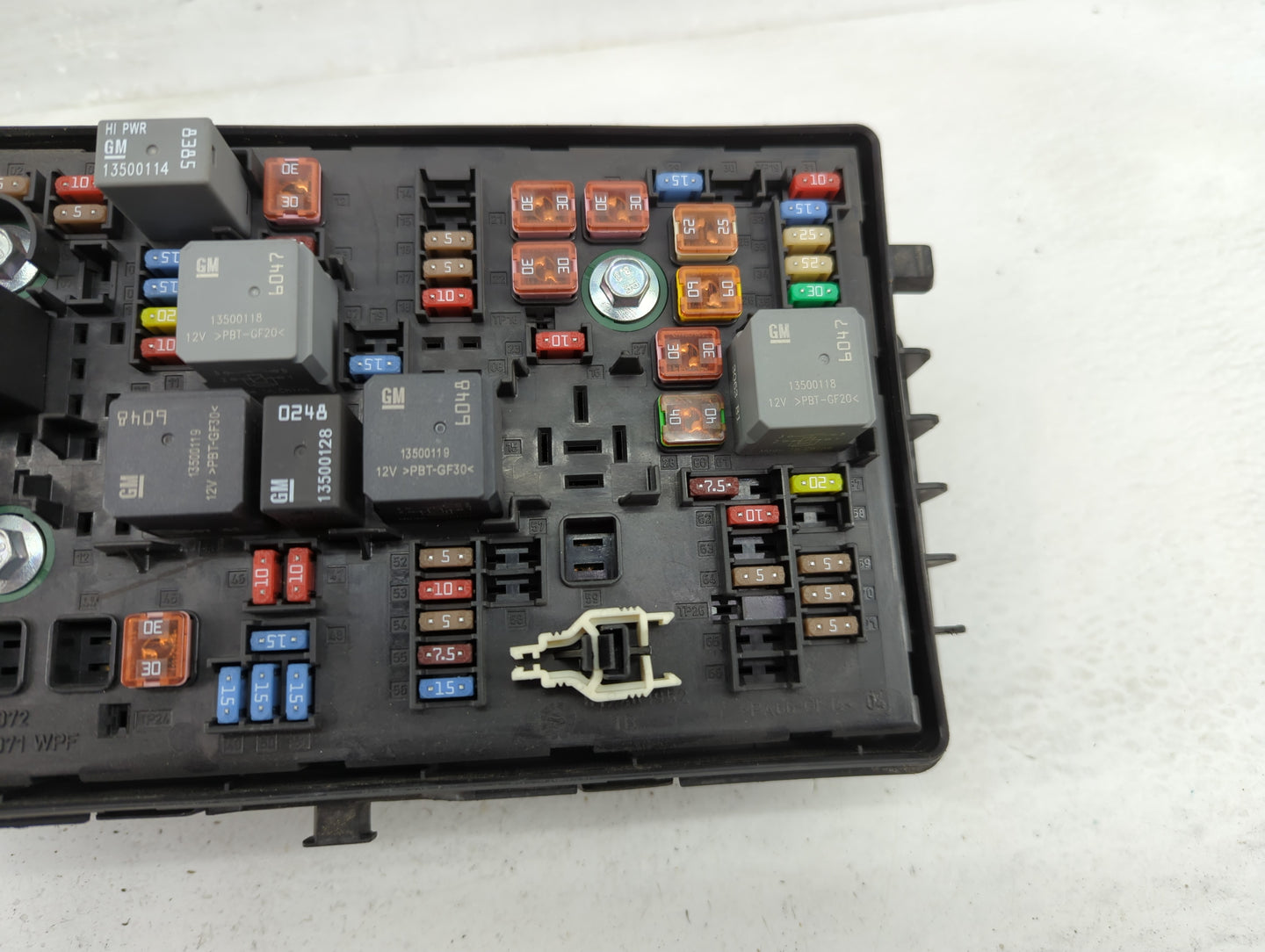 2013 Buick Lacrosse Fusebox Fuse Box Panel Relay Module P/N:812461952 Fits OEM Used Auto Parts - Oemusedautoparts1.com