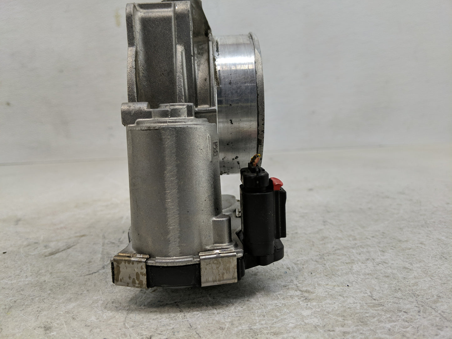 2012-2016 Buick Lacrosse Throttle Body Fits Fits 2012 2013 2014 2015 2016 2017 2018 2019 2020 2021 2022 OEM Used Auto Parts 