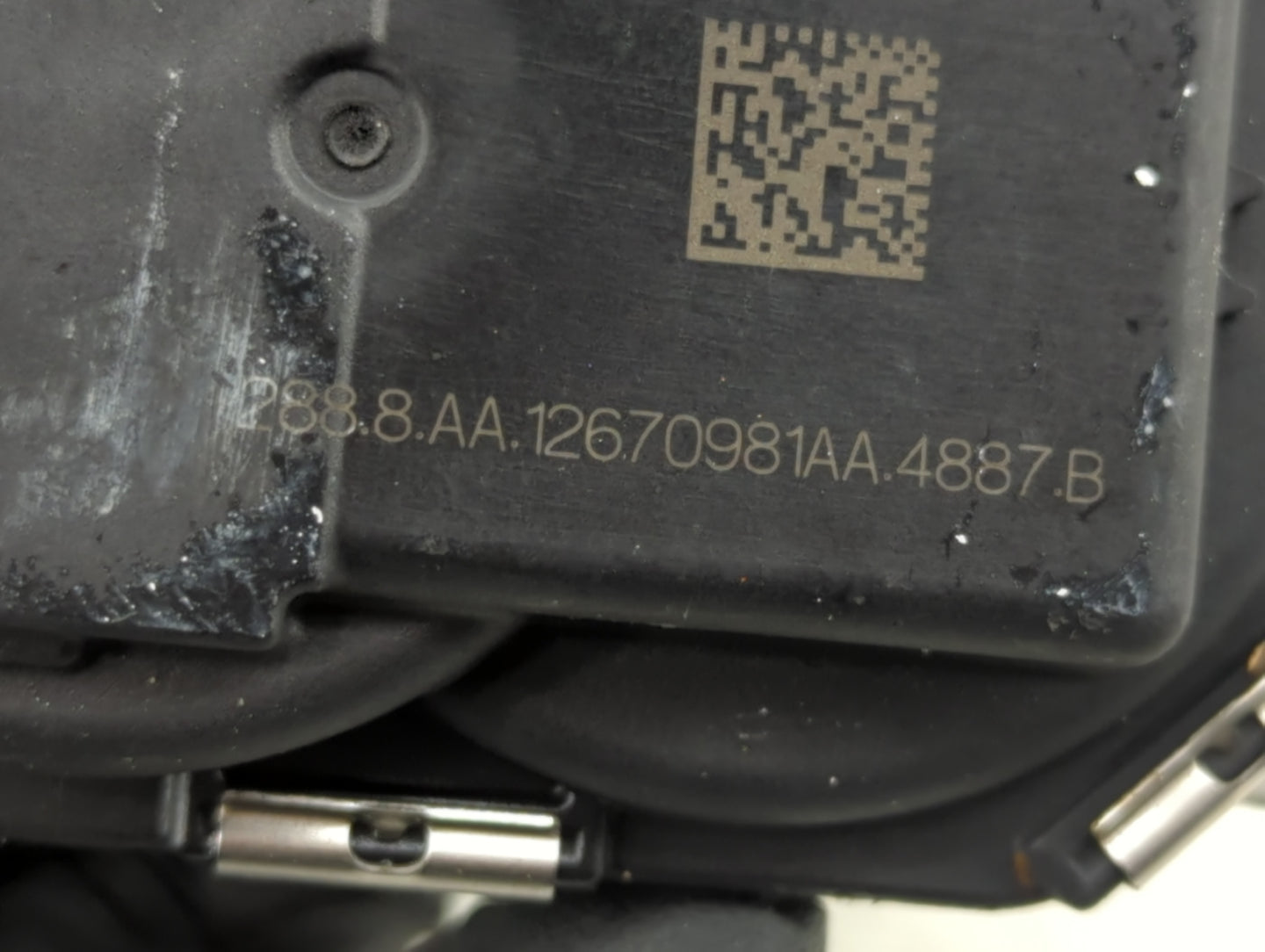 2012-2016 Buick Lacrosse Throttle Body Fits Fits 2012 2013 2014 2015 2016 2017 2018 2019 2020 2021 2022 OEM Used Auto Parts 