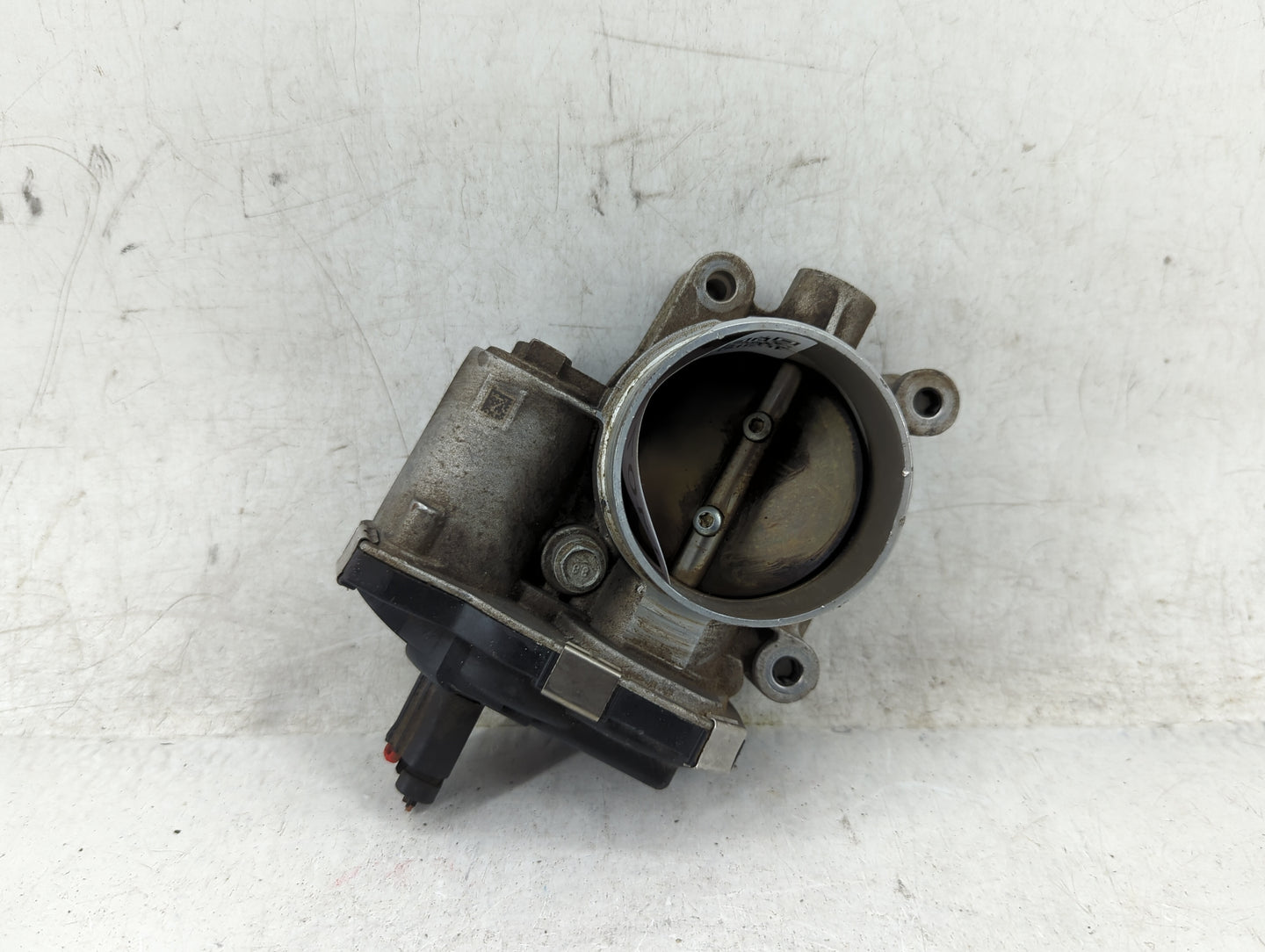 2012-2015 Buick Lacrosse Throttle Body P/N:12632101CA Fits Fits 2012 2013 2014 2015 OEM Used Auto Parts - Oemusedautoparts1.