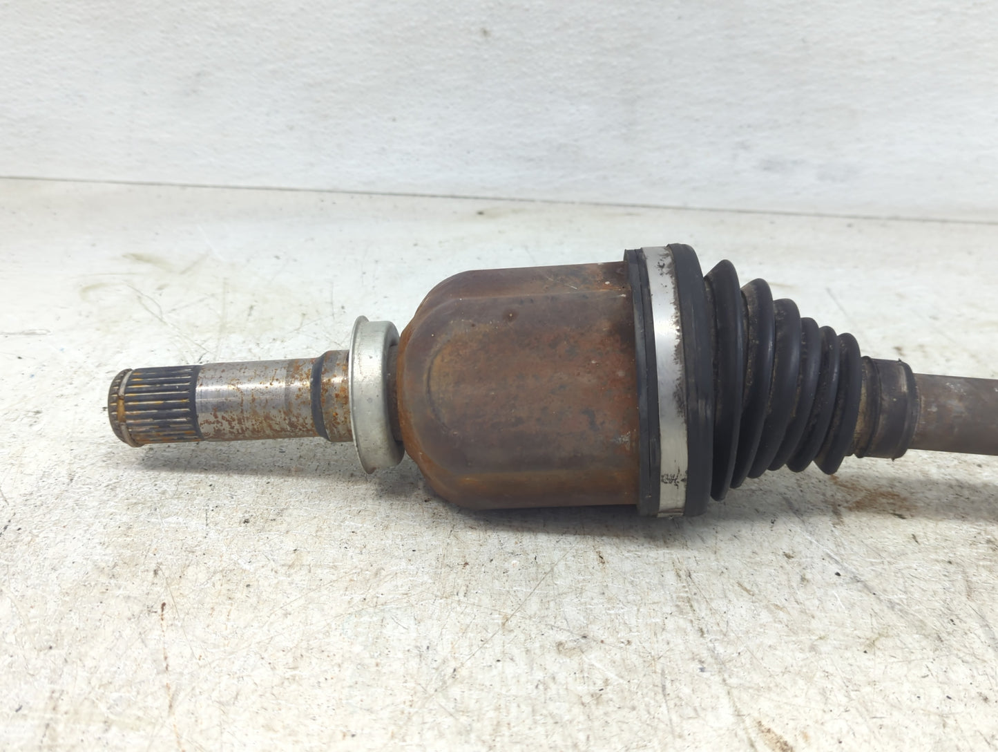 2010-2016 Buick Lacrosse Axle Shaft Front Driver Cv C/v - Oemusedautoparts1.com