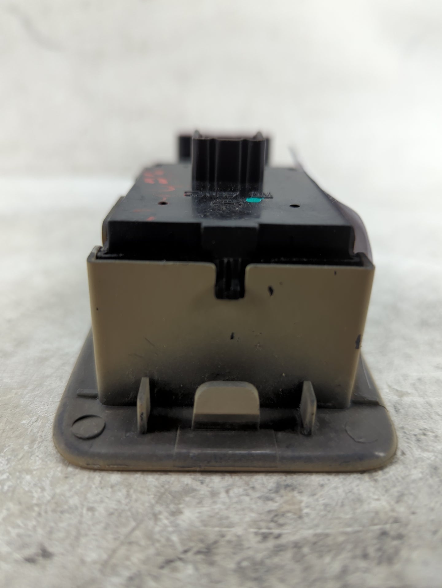 2010-2013 Buick Lacrosse Master Power Window Switch Replacement Driver Side Left P/N:20854239 Fits Fits 2010 2011 2012 2013 