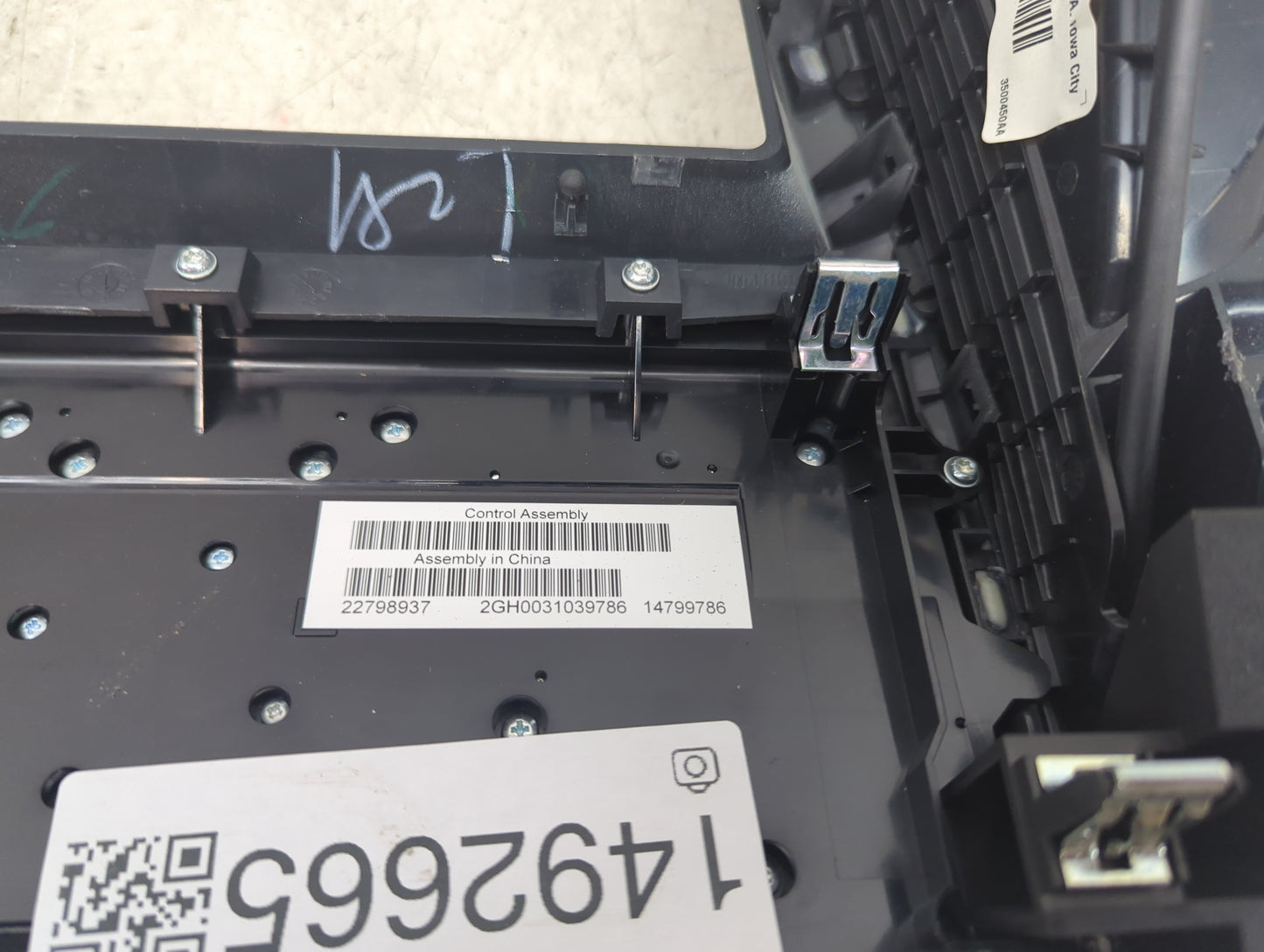 2013-2013 Buick Lacrosse Radio Control Panel 1492665 - Oemusedautoparts1.com